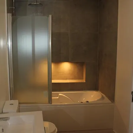 Apartament With Private Pool Lissabon