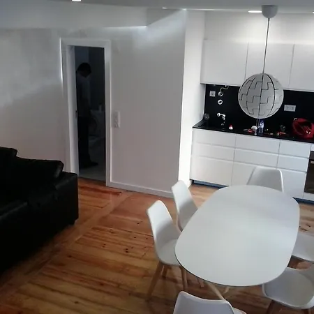 アパート Apartament With Private Pool リスボン